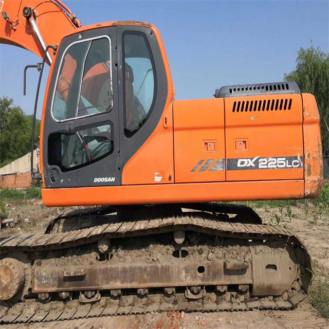 22 ton iş için hazır ve deneyimli Kore ithal Doosan DX 225 LC iyi durumda