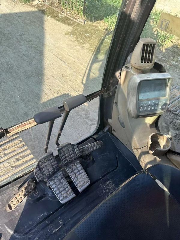 21 tonluk kullanılmış kazık makinesi iş için hazır ve deneyimli Kore ithalatı Hitachi 210-3 İyi durumda
