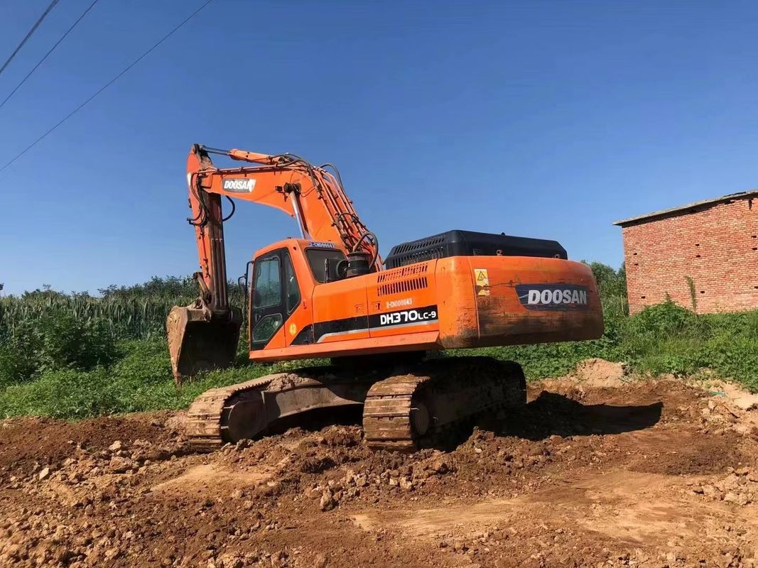 37 tonluk iş için kullanılmış kazık makinesi ve Kore ithal DOOSAN DH370LC-9 iyi durumda.