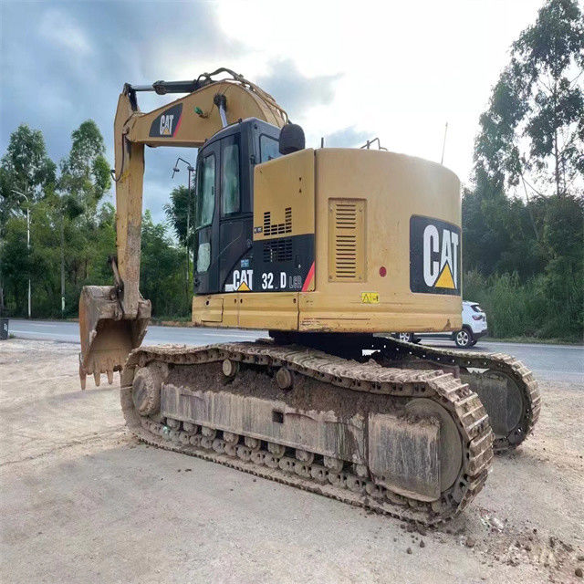 34.7 ton, çalışmaya hazır ve iyi durumda.