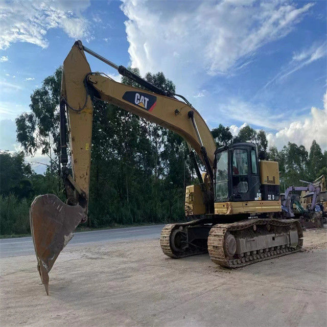 34.7 ton, çalışmaya hazır ve iyi durumda.