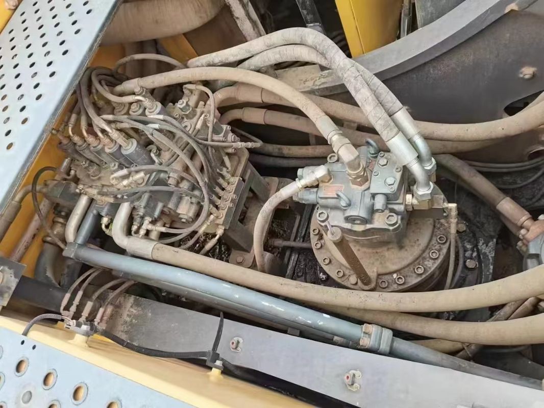 İsveç yüksek kaliteli Volvo EC350DL sürünen kazma makinesini neredeyse yeni kullanıyor