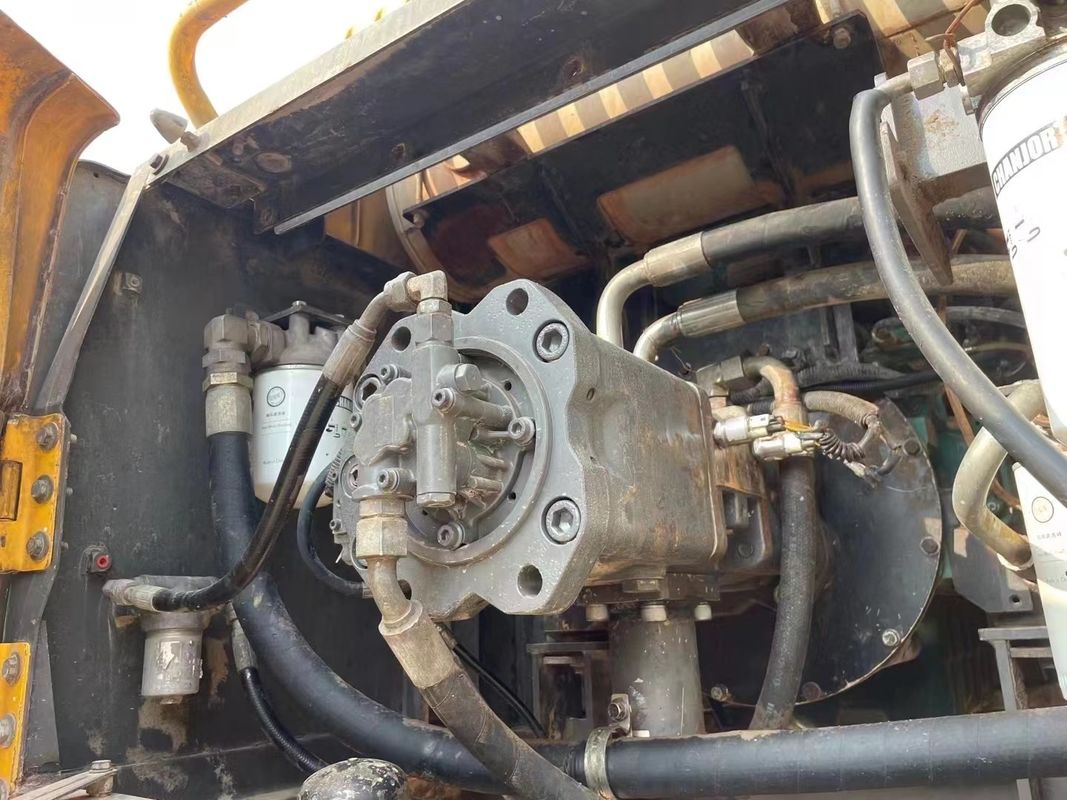İsveç yüksek kaliteli Volvo EC350DL sürünen kazma makinesini neredeyse yeni kullanıyor