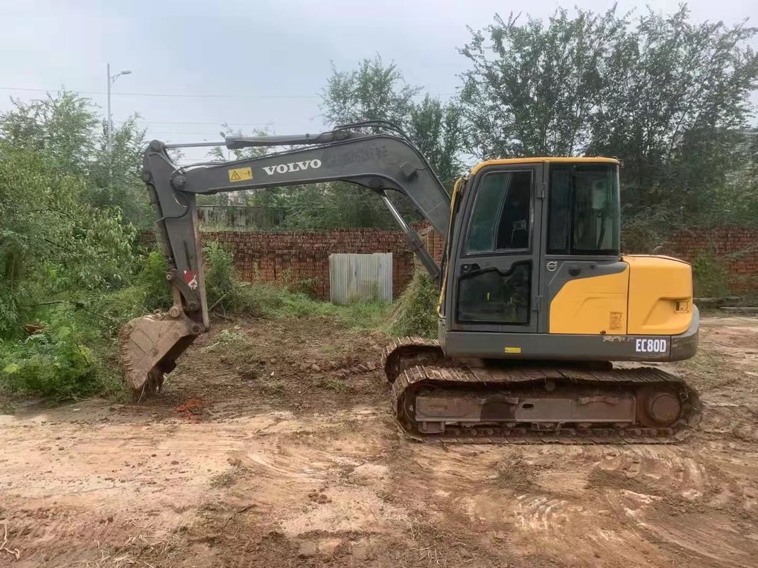 İsveç yüksek kaliteli Volvo EC80D sürünen kazma makinesini ithal etti.