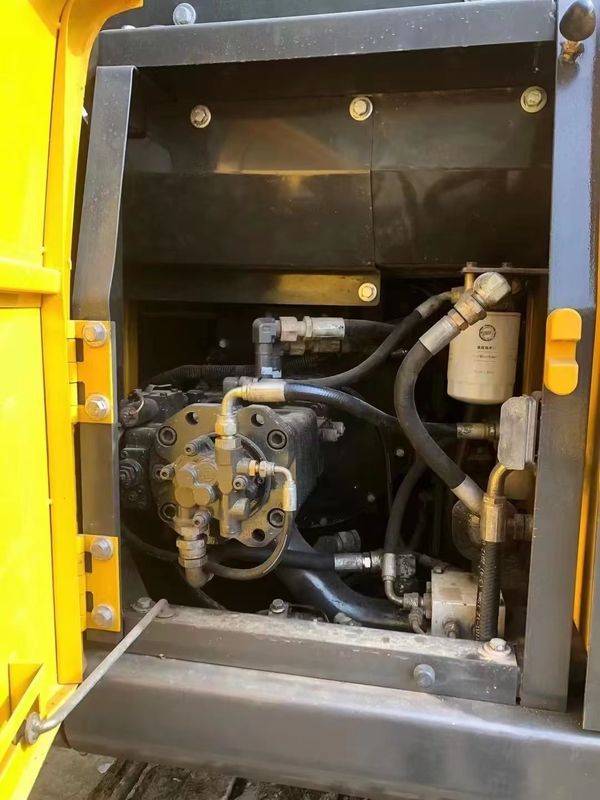 İsveç yüksek kaliteli Volvo EC140D sürünen kazma makinesini ithal etti.