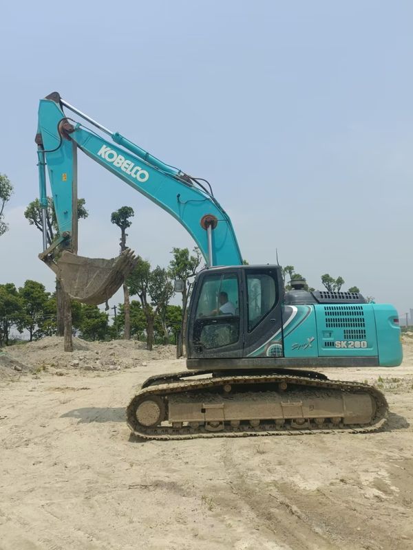 İkinci el kazıcılar Kobelco Sk260lc 8 9 10 11 Japonya Kullanılmış kazıcı motor gücü 138kW