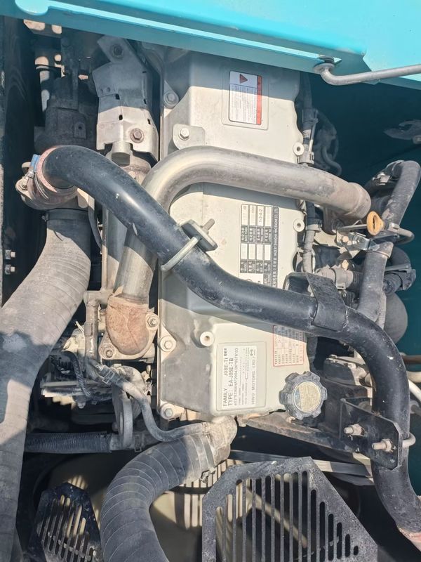 İkinci el kazıcılar Kobelco Sk260lc 8 9 10 11 Japonya Kullanılmış kazıcı motor gücü 138kW