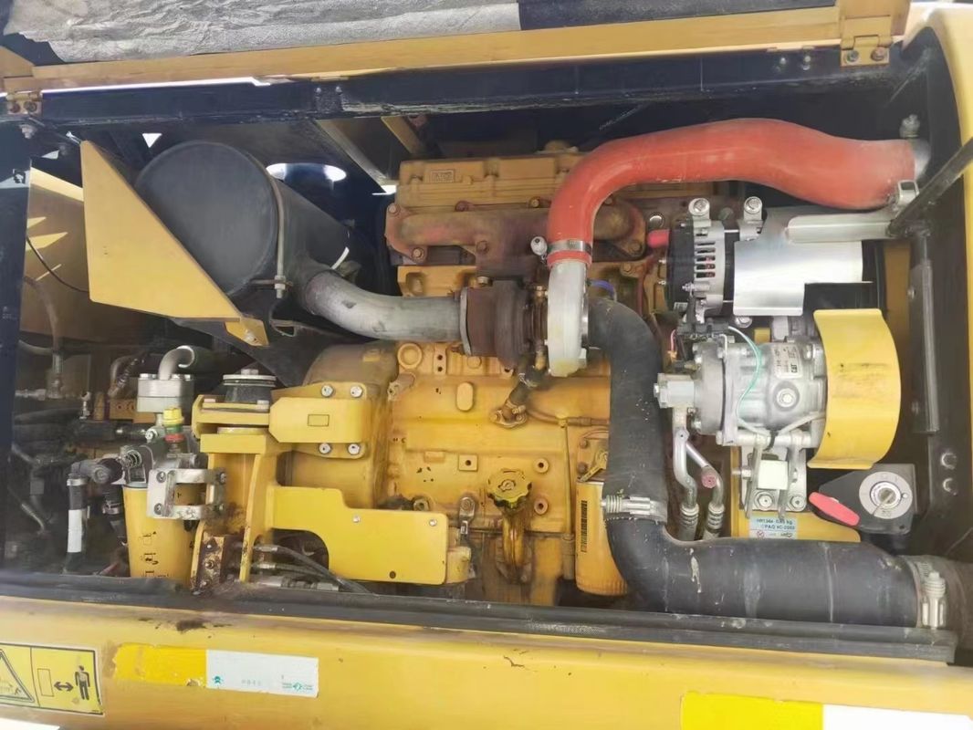 Çalışmaya hazır Caterpillar M315D Kullanılmış Tekerlekli kazıcı, kısa çalışma süresi ve iyi durumda