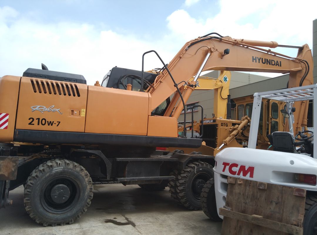 21.2 ton Hyundai 210W-7 Kullanılmış Tekerlekli Kazı Makinesi 1.34m3