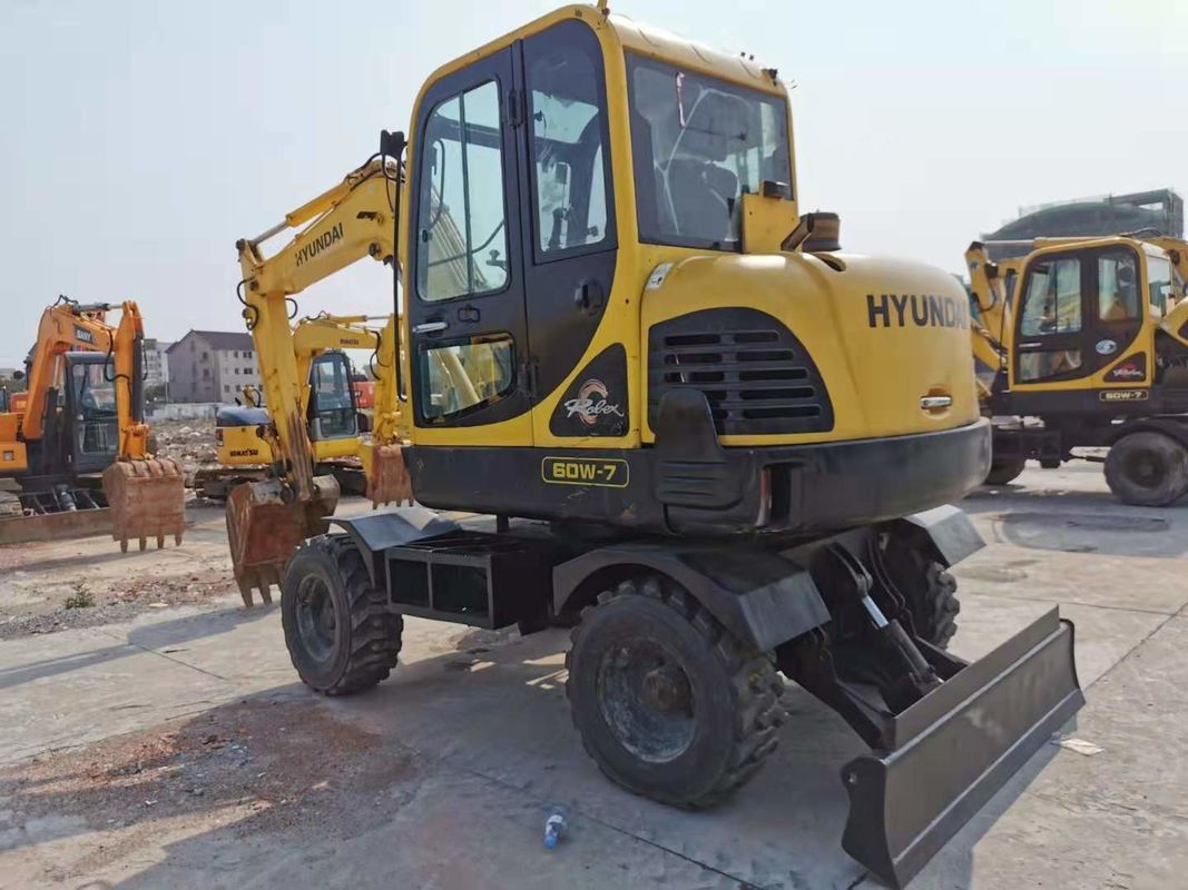 6 Ton İşlemeye Hazır Kore İthalatlı Hyundai R60-7 Kullanılmış Tekerlekli Kazıcı