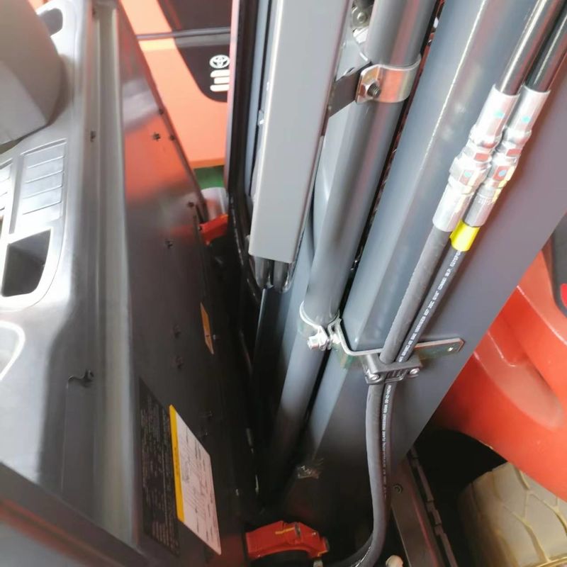 Çince Kullanılmış kompakt elektrikli çatal kaldırıcı Linde CPDT Çatal kaldırıcı Motor gücü 1.5-2 ton