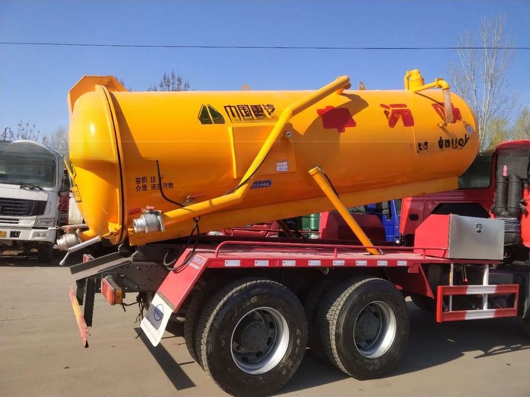 Euro 3 336hp Kullanılmış Howo 6*4 Vacuum Truck 10 Cbm Kanalizasyon Süpürme Kamyonu İyi durumda