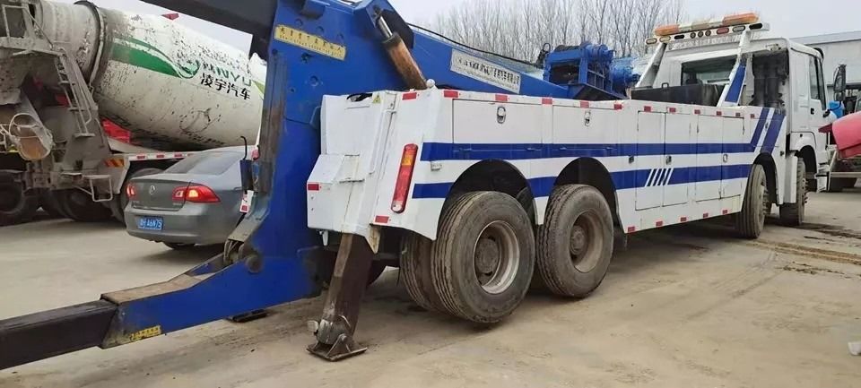 4x2/6x2/6x4/8x4/8x6/4x4/6x6 Yüksek Güçlü Sürüş Tipi Çöpçatan Kamyon