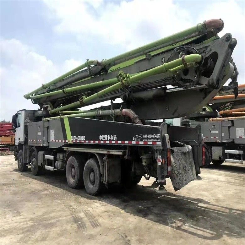 Kullanılmış Zoomlion Beton Pompa Kamyonu 37m 42m 48m 52m Güvenlik ve Optimal Performans