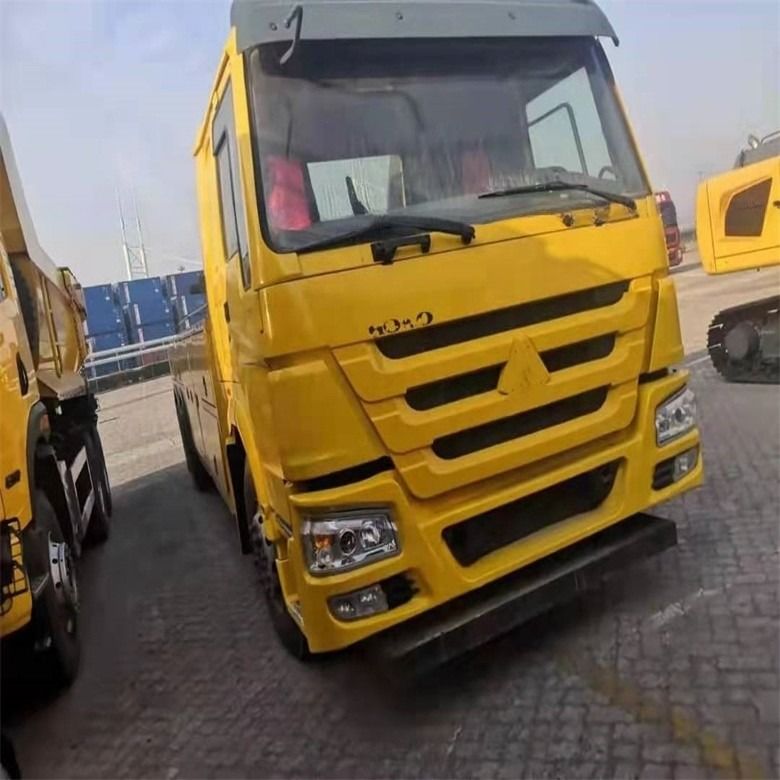 Aşağı Saatler Kullanılır Howo 6*4 Wrecker Çekici Kamyon 8*4 ISO9001 / CCC Sertifikalı Çekici Vücut