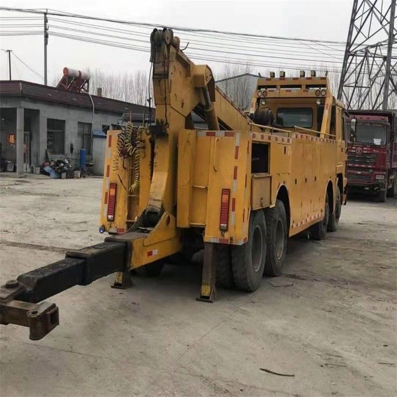 Aşağı Saatler Kullanılır Howo 6*4 Wrecker Çekici Kamyon 8*4 ISO9001 / CCC Sertifikalı Çekici Vücut