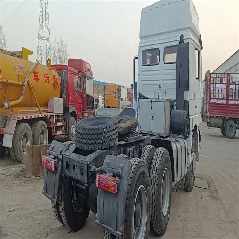 İkinci El Shacman 6 X 4 ADE X3000 Normal Sürücü Koltuğu ve El Şanzımanıyla