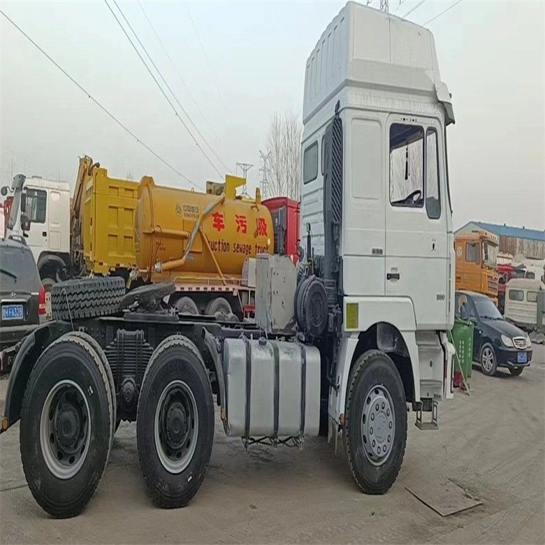 İkinci El Shacman 6 X 4 ADE X3000 Normal Sürücü Koltuğu ve El Şanzımanıyla