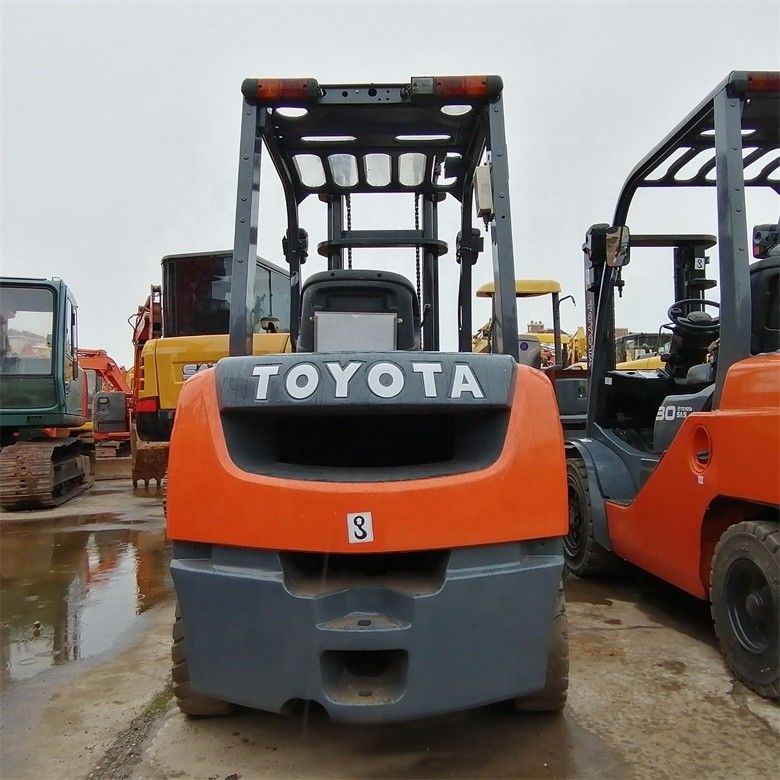 Çok fonksiyonel 3 Ton Japonya İthalatlı Kullanılmış Toyota Çatal Aracı Az Çalışma Saatinde Hazır