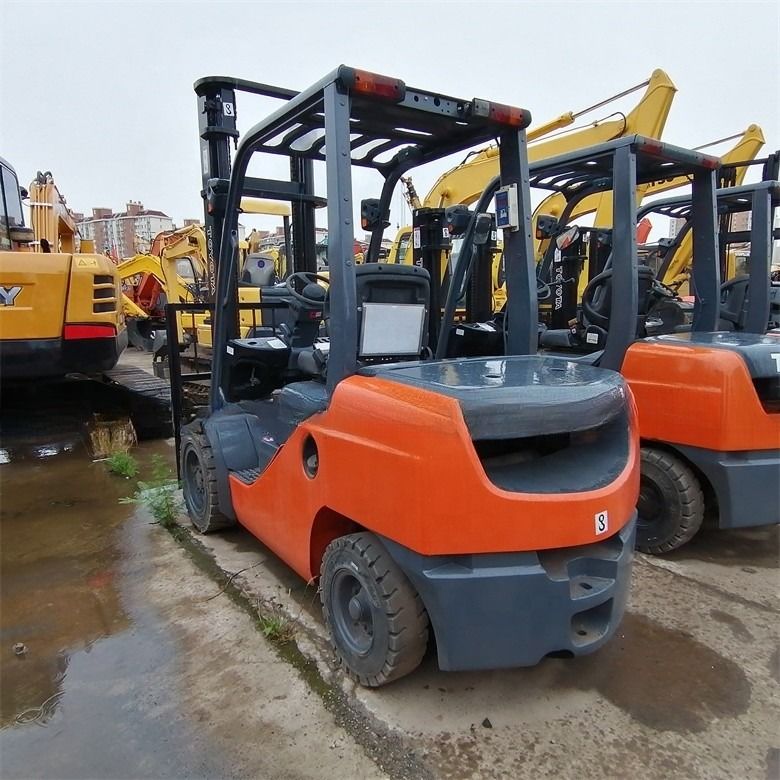 Çok fonksiyonel 3 Ton Japonya İthalatlı Kullanılmış Toyota Çatal Aracı Az Çalışma Saatinde Hazır