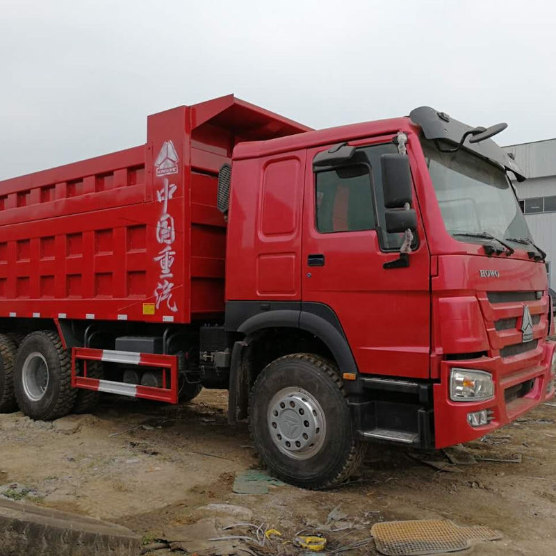 İkinci el 371hp atık kamyonu kullanılmış Howo 6x4 Multimedia sistemi 10 tekerlekli tipper kamyonu
