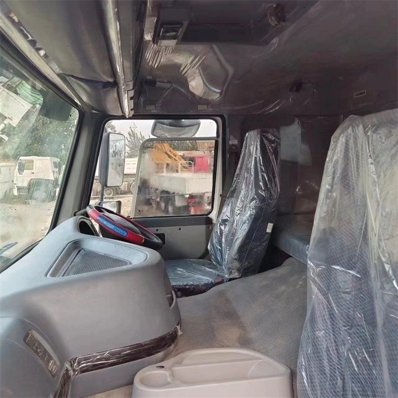 Multimedia sistemi 6x4 Howo Dump Truck Sinotruck 371 LHD ile donanımlı ve sol direksiyon