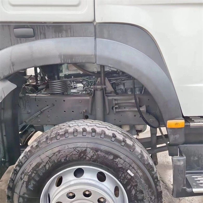 Multimedia sistemi 6x4 Howo Dump Truck Sinotruck 371 LHD ile donanımlı ve sol direksiyon