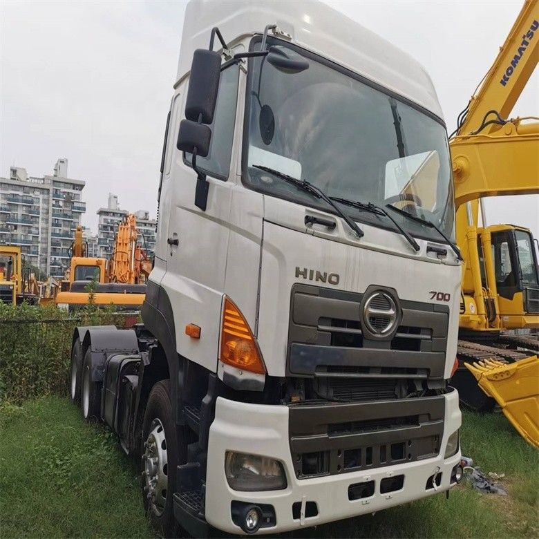 İkinci el Japonya Hino Kullanılmış YUCHAI Motoruyla Çöp Kamyonları 2020 Çalışma Saatlerinde