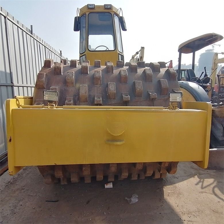 Dizel motorlu yol döşeme Bomag BW217D-2 Kullanılmış Tek Davul Koyun Ayak Hidrolik Yol Roleri