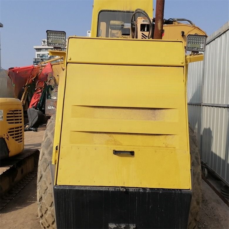 Dizel motorlu yol döşeme Bomag BW217D-2 Kullanılmış Tek Davul Koyun Ayak Hidrolik Yol Roleri