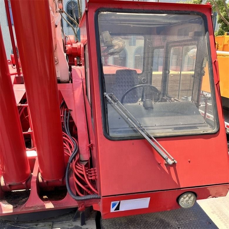139.8kw Brüt Güç Tadano TR-500EX 50 Ton Kapasite ve 250L Yakıt Kapasiteli Kullanımlı Vinç