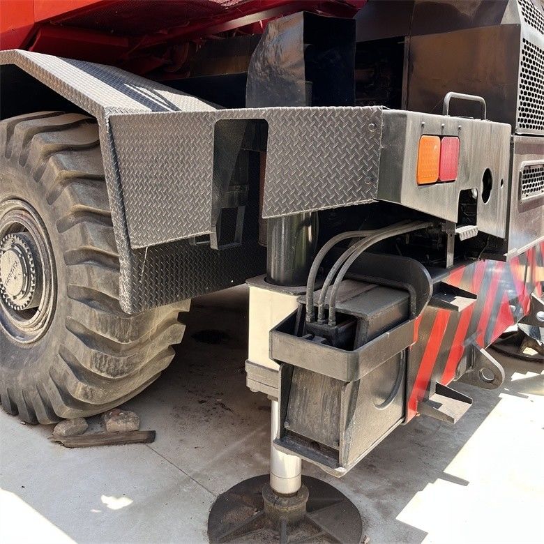 139.8kw Brüt Güç Tadano TR-500EX 50 Ton Kapasite ve 250L Yakıt Kapasiteli Kullanımlı Vinç