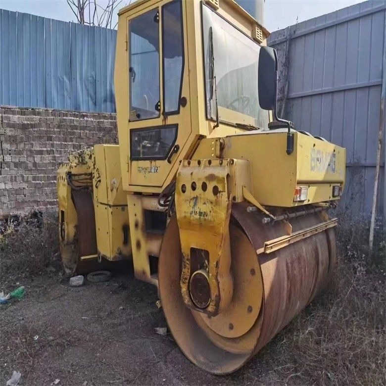10 ton çalışma ağırlığı kullanılmış BOMAG BW 202 AHD-2 yol rulo ve performans garantilidir