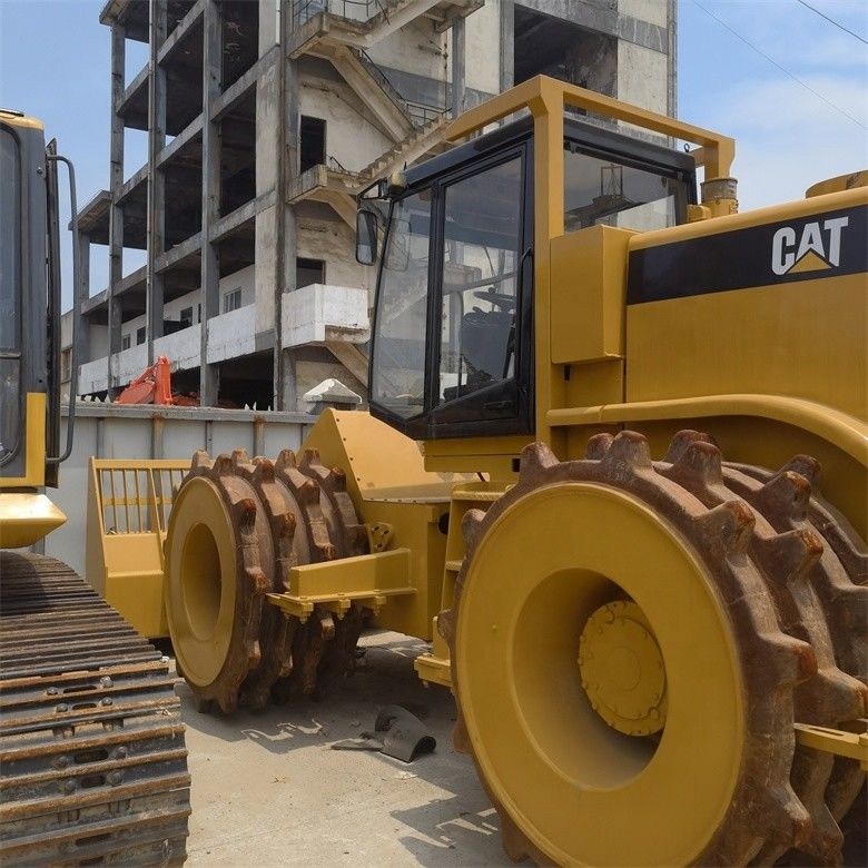 35 Ton Kullanılmış Caterpillar Cat 826G Kompaktör Harika Durumda Orijinal Renk Japonya