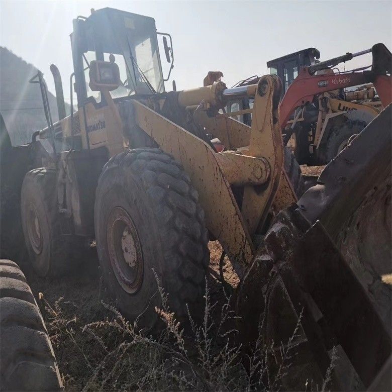 Mükemmel 2016 Komatsu WA470-3 Tekerlekli Yükleyici 6.5 M3 Kapasite 23 Ton Yükü Ucuz