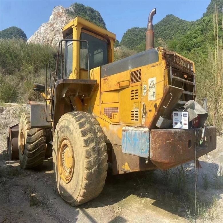Ön yükleyici 235KW Japon Komatsu WA500-6 Tekerlekli yükleyici 4.5 Kubik İkinci El