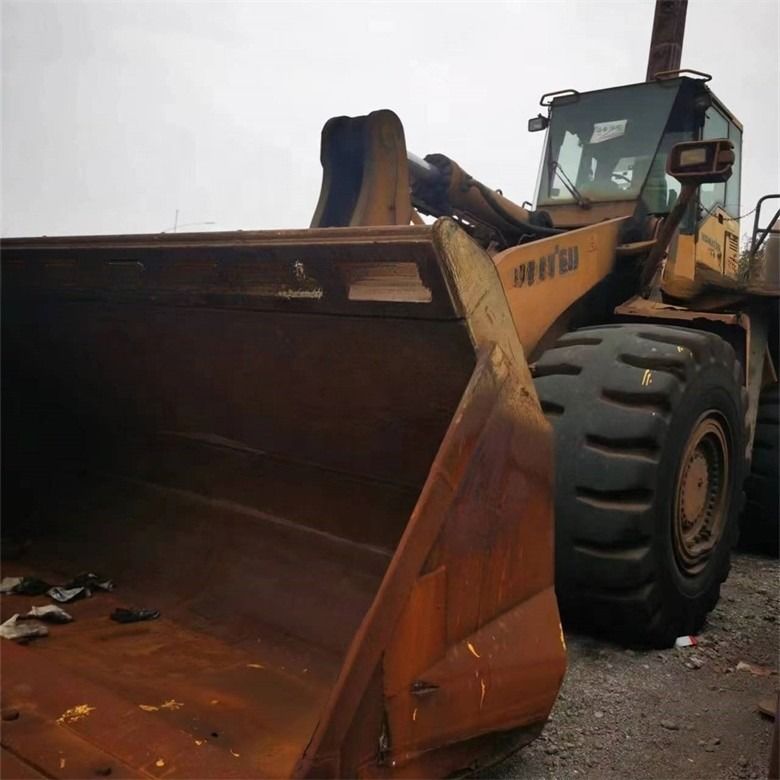 Perakende WA600-6 Kullanılmış Tekerlekli Taşıyıcı Komatsu WA600-3 İkinci El Taşıyıcı İyi durumda