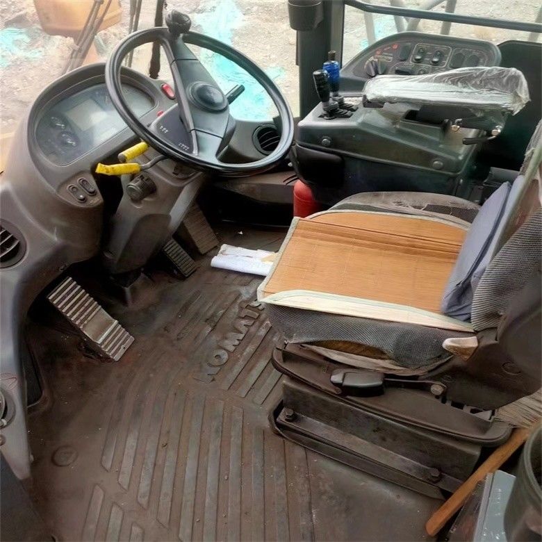 Perakende WA600-6 Kullanılmış Tekerlekli Taşıyıcı Komatsu WA600-3 İkinci El Taşıyıcı İyi durumda