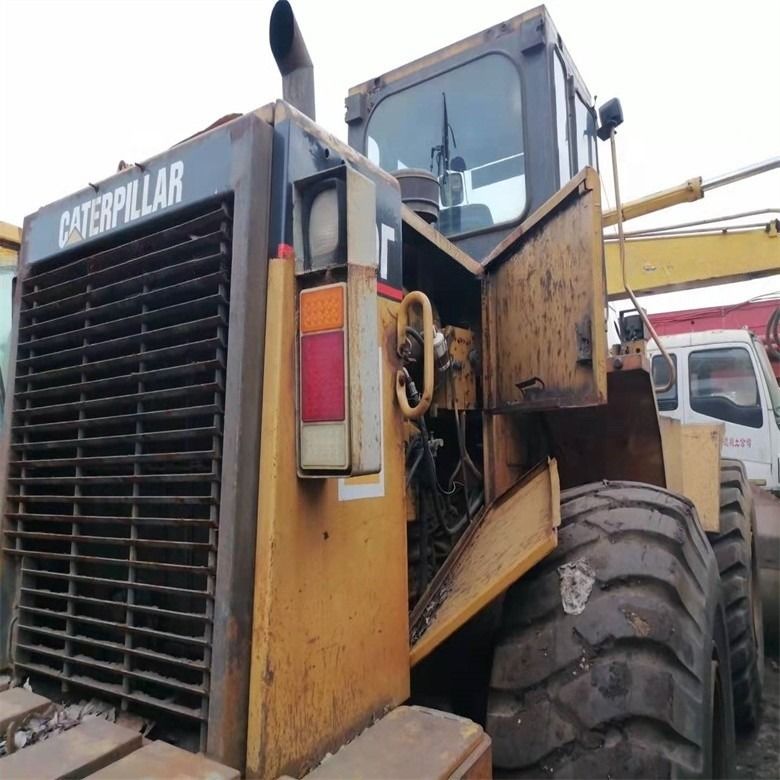 Caterpillar 950F 17 tonluk tekerlekli yükleyici 6.6 litrelik hacim ve 3200-3300 çalışma saati