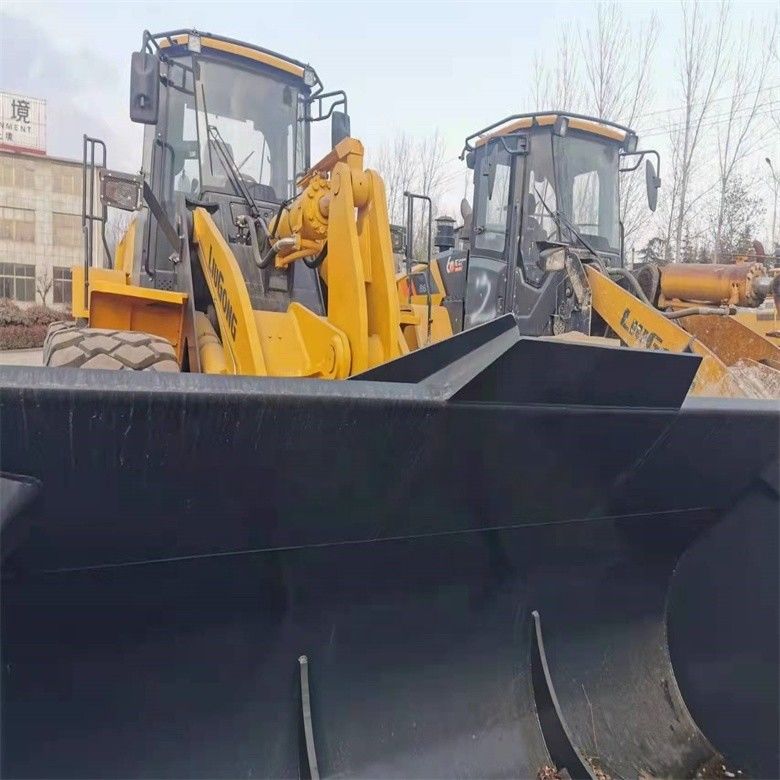 LIUGONG 870H 7 tonluk tekerlekli yükleyici, düşük çalışma saatleri ve orijinal hidrolik pompa