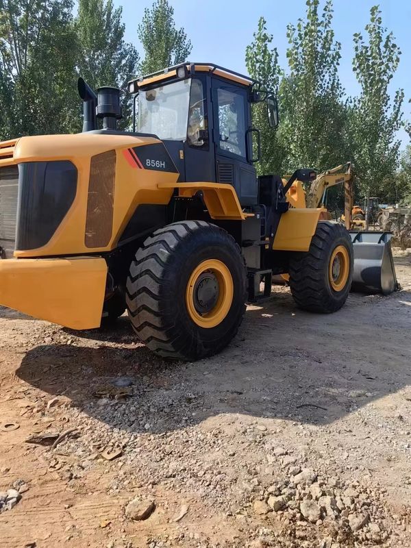 Liugong 856H 5 tonluk tekerlekli yükleyici 6 silindir 1.8-5.6 m3 1 yıl için kova kapasitesi