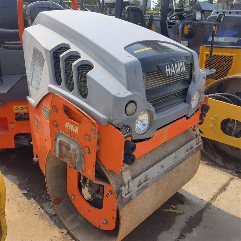 2.5 Ton Kullanılmış Hamm Roller Compactor HD35VT orijinal renkte 28KN heyecanlı kuvvetle