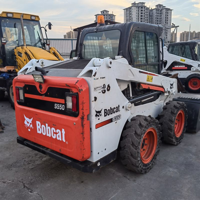 Hareketli Tekerlek Tipi Kaydırma-Stere Yükleyici BOCAT S550 İnşaat İşleri İçin Kullanılmış Yükleyici