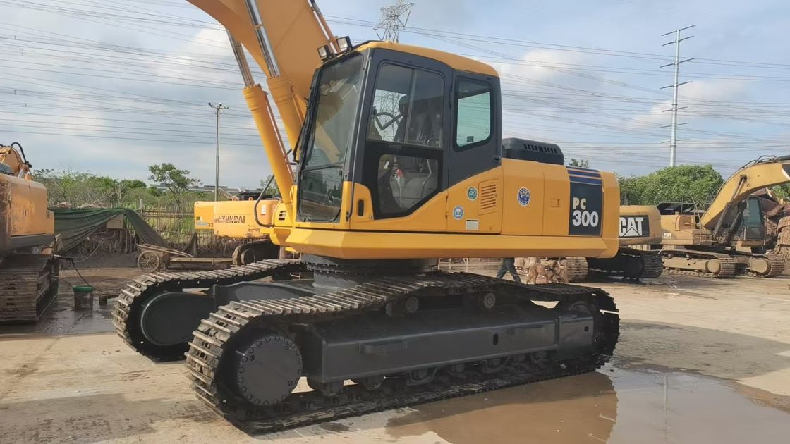 Kullanılmış Komatsu PC300-7 Excavator 180 kW Motor Gücü Hidrolik Crawler Digger