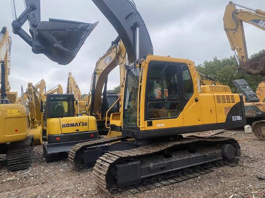 21 tonluk sürünen kazma makinesi kullanılmış Volvo EC210BLC İyi durumda